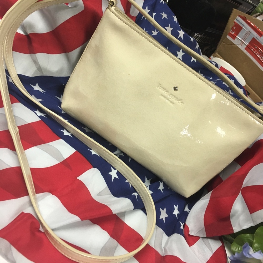 kate ♠️ spade beige crossbody